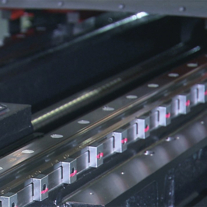 High rigidity ball type guideways